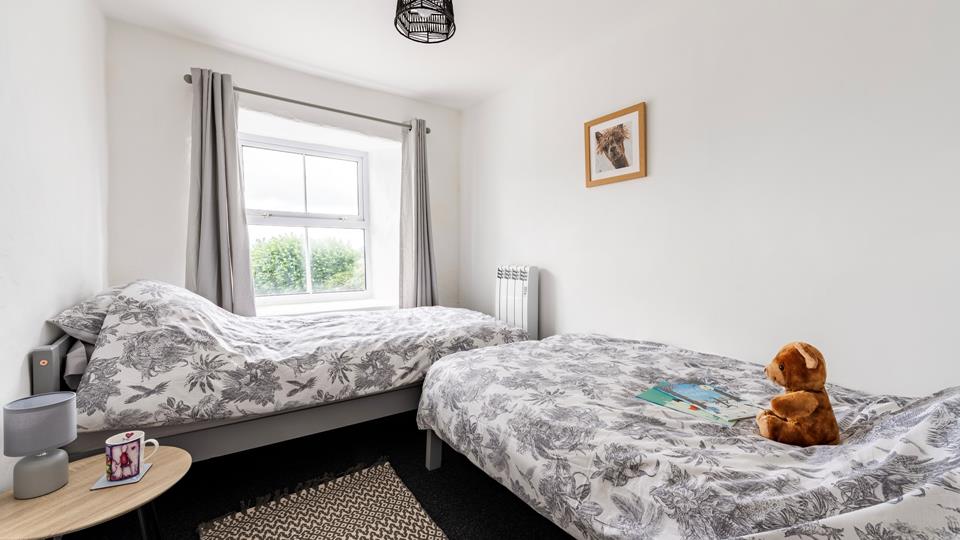 bedroom_three