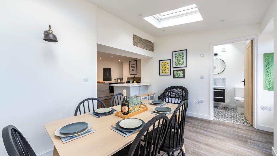 dining_room_3